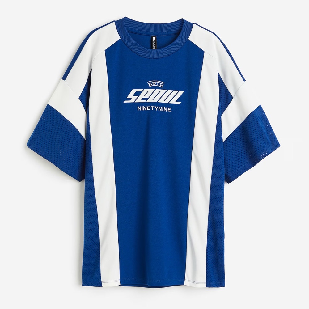 H&M Seoul Blue Graphic T-Shirt